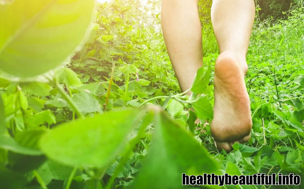 How Walking Barefoot on Grass Can Connect You With Nature