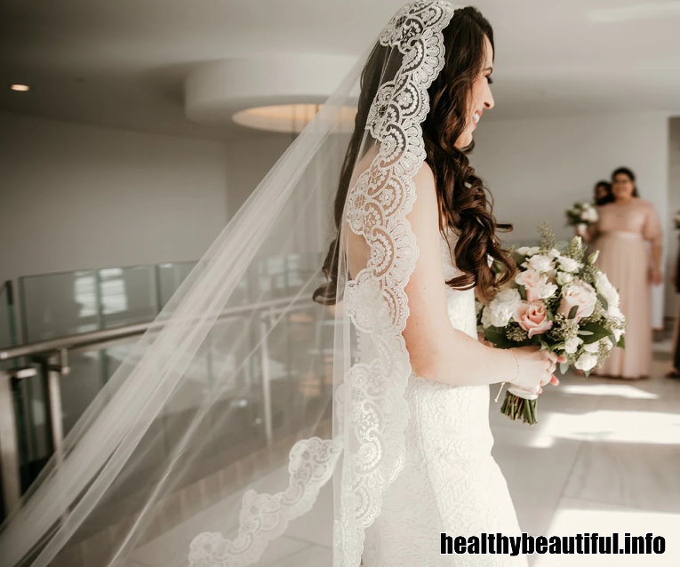 Mantilla Veil with Long Flowing Hair Instructions